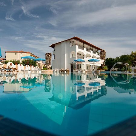 Estia Hotel フォルカ エクステリア 写真