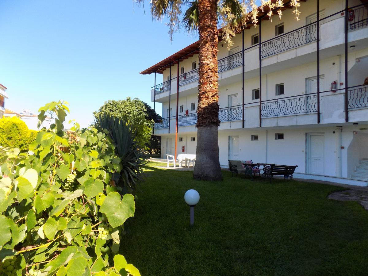 Estia Hotel フォルカ エクステリア 写真